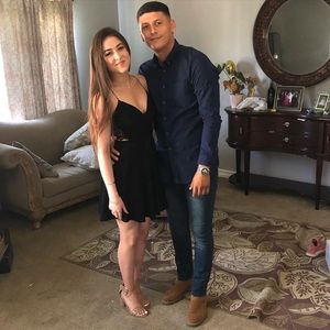 Meet your Posher, Gabby and Carlos